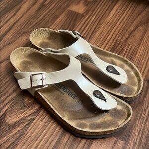 Birkenstock Gizeh in size 39